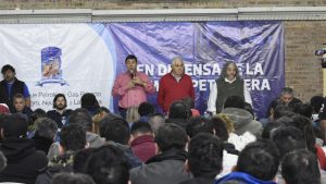 Petroleros prometen mantener la paz pero quieren soluciones para Vaca Muerta