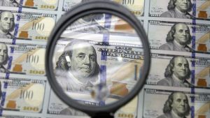 Dólar volvió a cerrar estable: 57,2 pesos
