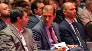 «Nosotros no sobreactuamos», respondió el ministro de Energía de Neuquén