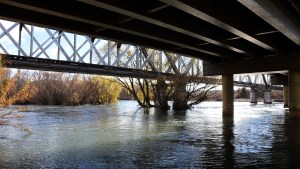 Anuncian un aumento del caudal aguas arriba del río Neuquén