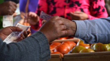 El aumento de precios llegó al mercado concentrador de Neuquén. Foto: Archivo Matías Subat 