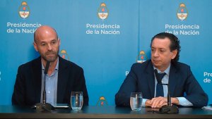 «Reconocemos un atraso en el salario», afirmaron Sica y Dietrich
