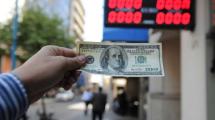 Imagen de Desde este lunes, la compra de dólares precisará  habilitación del Banco Central