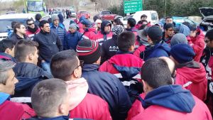 Los mineros cobraron su sueldo y levantaron el corte en la ruta 40