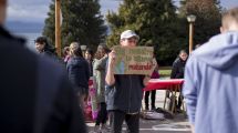 Imagen de La lucha contra el cambio climático se instaló en el Centro Cívico de Bariloche