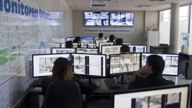 El gobierno de Neuquén pretende implementar la inteligencia artificial en los centros de monitoreo, para seguir a personas que cometieron delitos. (Foto: Archivo Juan Thomes).
