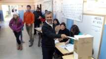 Imagen de Elecciones en Bariloche: libertarios de Milei y vecinalistas sellaron una alianza