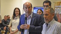 Imagen de Quiroga le pidió a Bermúdez que asuma como concejal