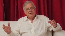 Imagen de La libreta de Manolo Mora y Araujo sigue vigente