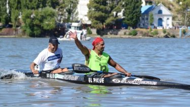Néstor Pinta y Martín Mozzicafreddo, los actuales y máximos ganadores de la travesía.