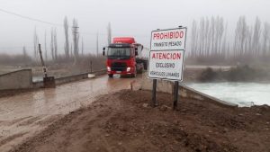 Interrumpen el tránsito en Puente Cero sobre «ruta chica»