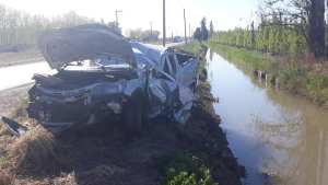 Un joven murió esta madrugada tras volcar en cercanías de Allen