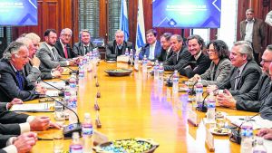 La UIA pidió a Fernández una reforma tributaria y laboral