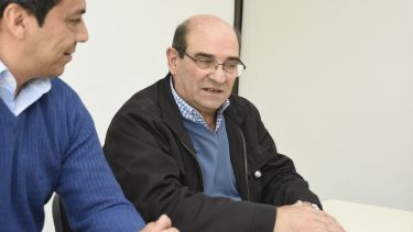 Jesús Escobar y Humberto Tumini dialogaron ayer con "Río Negro". Foto Juan Thomes