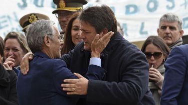 El intendente electo Mariano Gaido en uno de sus encuentros con el intendente Horacio Quiroga con quien mantenía una relación cordial. 