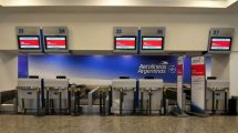 Imagen de El Gobierno citó a los gremios y a Aerolíneas para evitar el paro