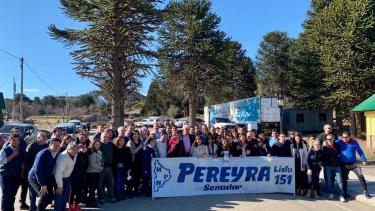 Pereyra estuvo reunido con los intendentes en Villa Pehuenia. (foto: gentileza)