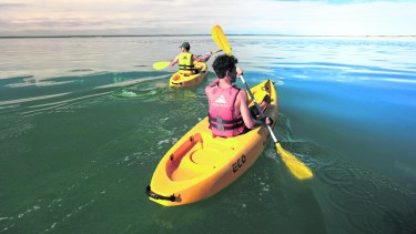 El guardavidas recomendó que los aventureros estén atentos al viento y avisen a sus familiares.