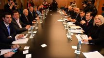 Imagen de Compensarán a todas las provincias por la baja del IVA en alimentos