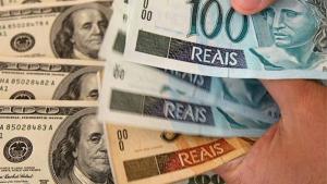 Brasil: el real se devalúa al récord de 4,25 por dólar tras declaraciones de Guedes
