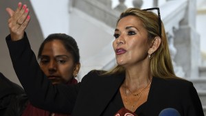 El Congreso boliviano discute proyectos para llamar a elecciones