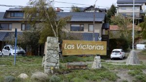 Cloacas en el barrio Las Victorias de Bariloche, un reclamo sin solución