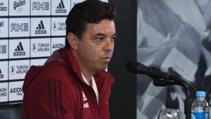 Gallardo recibió el alta médica y quiere dirigir a River en Santa Fe