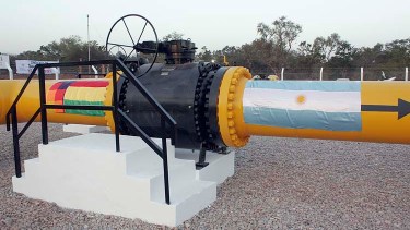 El gobierno nacional quiere cerrar una nueva adenda antes de fin de año que fije un menor precio para el gas que entrega Bolivia.