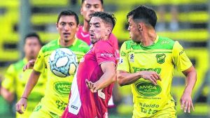 Superliga: Argentinos sacó un empate de Florencio Varela y sigue arriba