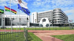 Cumbre en la Conmebol para decidir la sede de la final de la Libertadores