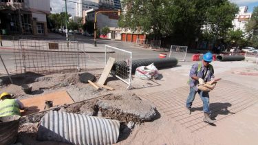 Será para realizar los cruces de la red pluvial del tramo que va desde Elordi hasta San Martín. Foto (Archivo) Oscar Livera 
