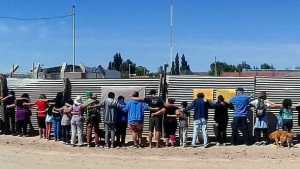 Vecinos de Las Perlas exigen que se termine el edificio de la escuela 124