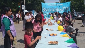 Le llevaron un merendero a Gutiérrez para reclamarle ayuda alimentaria