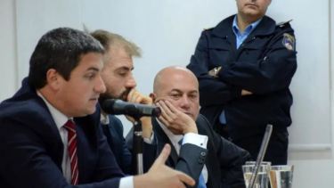 Juan Coto, primero de la izquierda, el abogado particular que recusó a la jueza Lorenzo.