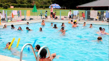 La colonia de vacaciones para chicos del gremio mercantil en Bariloche tiene piscina. Gentileza