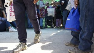 Por una bolsa de comida se formaron largas filas en una organización de Cipolletti