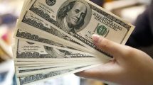 Imagen de La semana que viene se podrán depositar o retirar dólares de los bancos