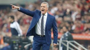 Boca perdió en Rosario en el  último partido de Alfaro como entrenador