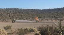 Imagen de Apagaron el incendio en el pozo de YPF