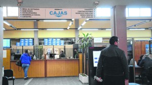 Sueldos municipales de fin de año: el camino tiene luz roja en Cinco Saltos