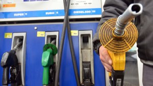 Falta de gasoil: el pedido de YPF y el corrimiento de la secretaría de Energía