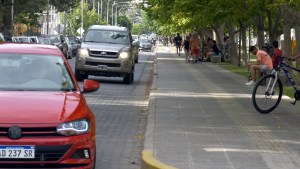 Volverán a restringir el acceso de autos a la zona del río en Neuquén