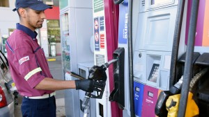 Cayó un 23% el consumo de naftas premium