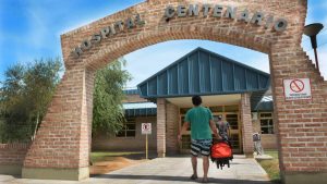 Nueva funcionaria de Salud promete ocuparse de la crisis de profesionales