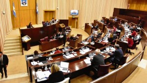 La oposición le pide a Gutiérrez que adhiera al protocolo de aborto no punible