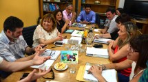 Imagen de Unter pidió reapertura de paritarias a la flamante ministra de Educación