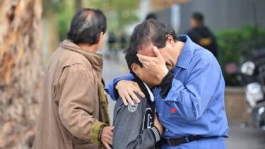 Desolación en las afueras del colegio donde tuvo lugar el tiroteo. (Foto: Notimex)