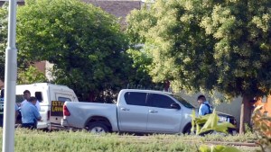 Persecución en el oeste neuquino, la camioneta robada y el pitbull que atacó al policía