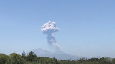 El volcán Nevados del Chillán estuvo tranquilo pero volvió a tener una explosión
