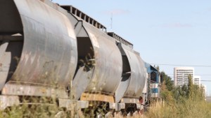 Meoni llega hoy al mediodía a Neuquén: habrá novedades del tren a Vaca Muerta